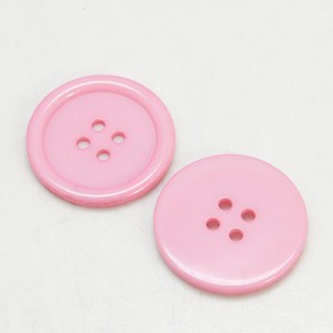 2szt guziki 4 dziurki plastik 30mm jasnoróżowe C