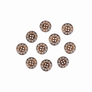 10szt okrągłe drewniane guziki brązowe z wzorkiem 15mm