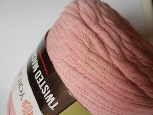 Twisted Macrame 762 z plamką