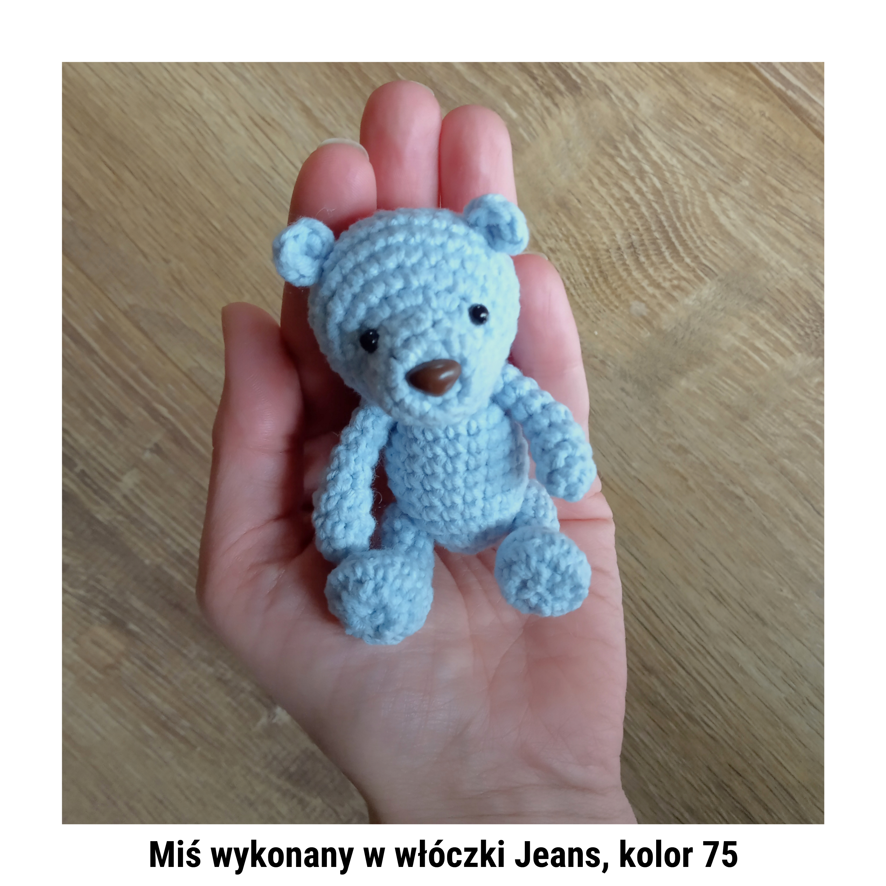 Miś wykonany w włóczki Jeans, kolor 75.